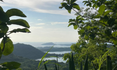 Excursion Tour de l&rsquo;Île Nosy Be – Une Journée Complète d&rsquo;Aventure et de Découverte